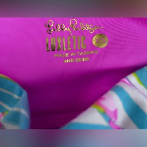 Lilly Pulitzer - Picture 2 of 3